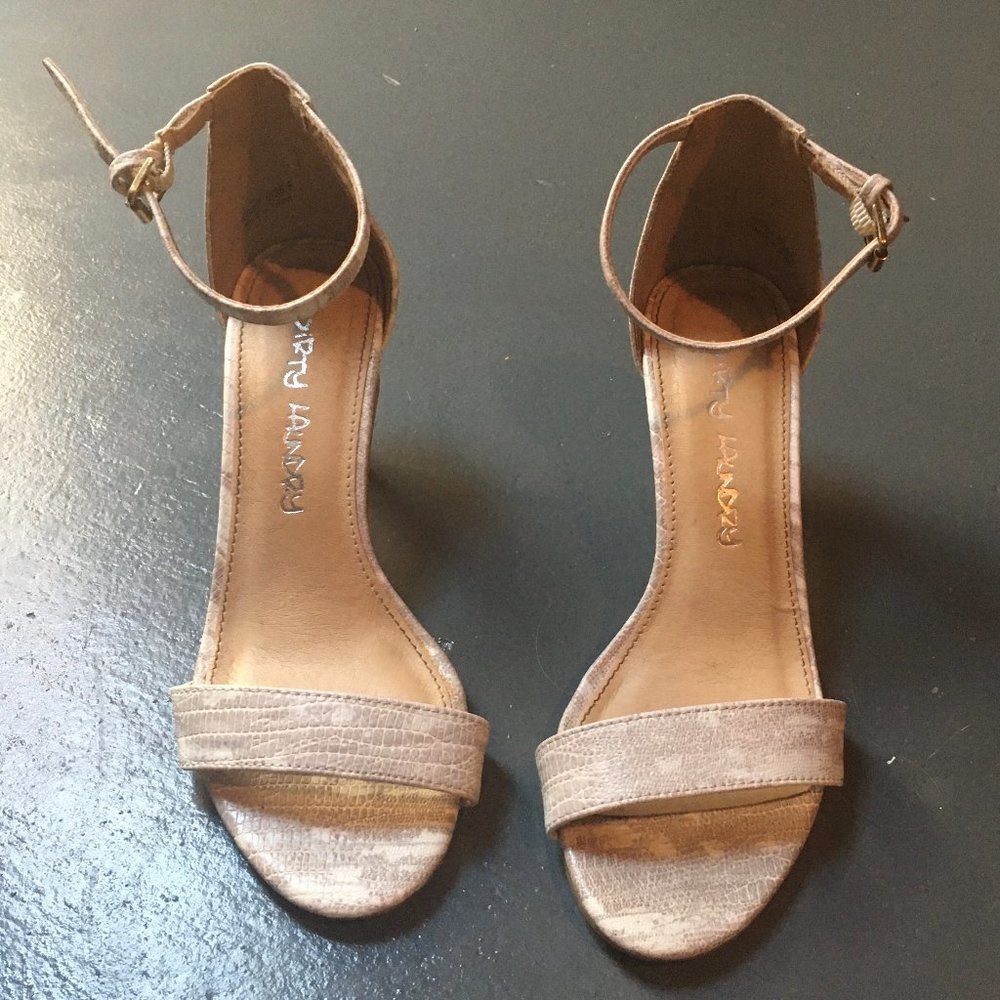 Womens Jordin Beige Ankle Strap Heels Size 6
